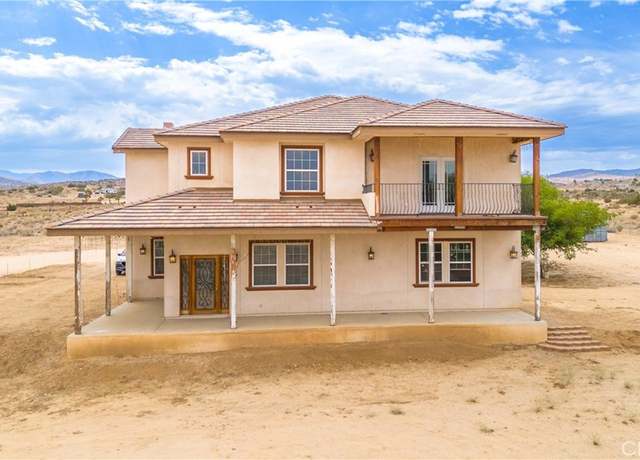 Property at 5040 E Avenue T8, Palmdale, CA 93552, 4 beds, 4 baths