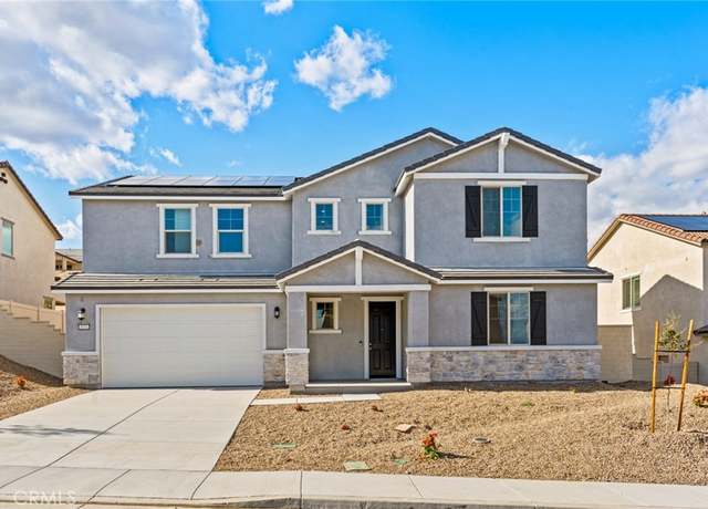 Property at 4074 Madonna Cir, Lake Elsinore, CA 92530, 4 beds, 2.5 baths