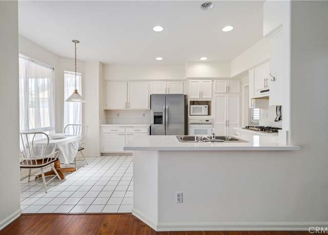 Property at 40269 Palmetto Dr, Palmdale, CA 93551, 4 beds, 3 baths