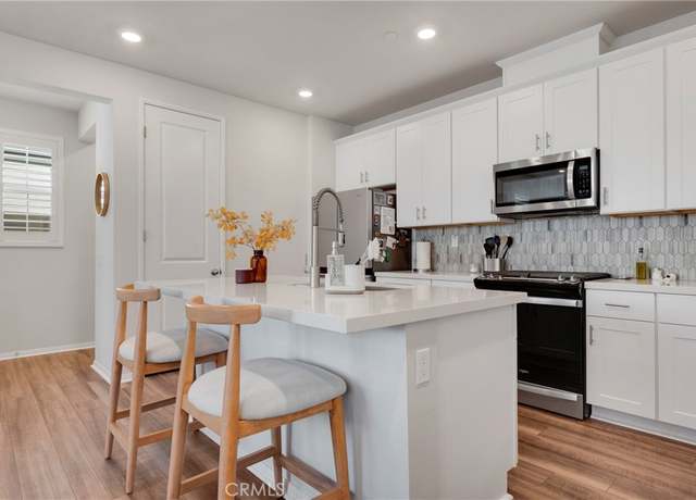 Property at 1121 Whirlwind Dr, Rancho Mission Viejo, CA 92694, 3 beds, 2.5 baths