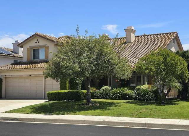 Property at 42154 Thoroughbred Ln, Murrieta, CA 92562, 5 beds, 3 baths