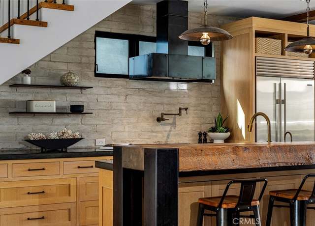 Property at 616 Narcissus Ave, Corona Del Mar, CA 92625, 5 beds, 4.5 baths