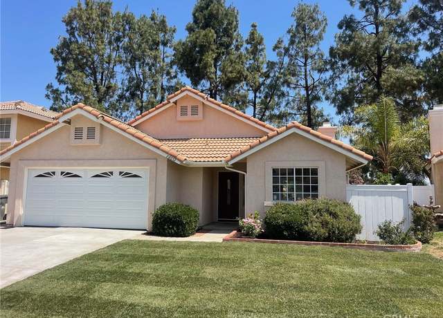 Property at 28652 Bridge Water Ln, Menifee, CA 92584, 3 beds, 2 baths
