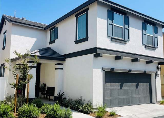 Property at 2518 Gunner Rdg, Rialto, CA 92377, 3 beds, 2.5 baths