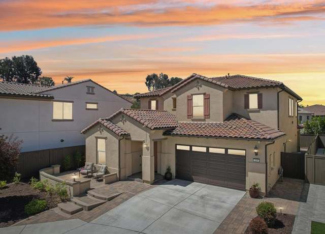 Property at 106 Flores Ln, Vista, CA 92083, 4 beds, 3.5 baths
