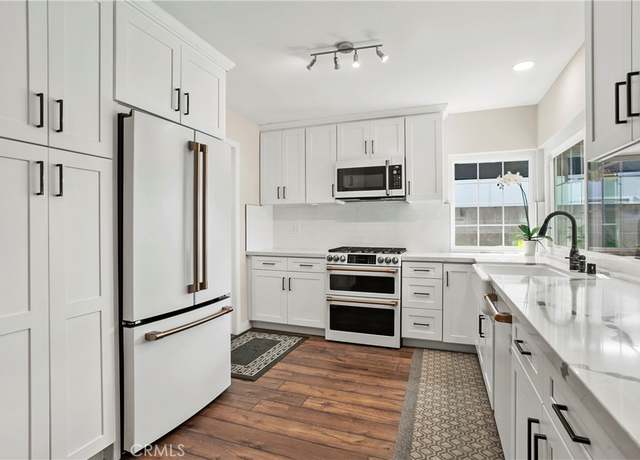 Property at 26211 Avenida Deseo, Mission Viejo, CA 92691, 5 beds, 2.5 baths