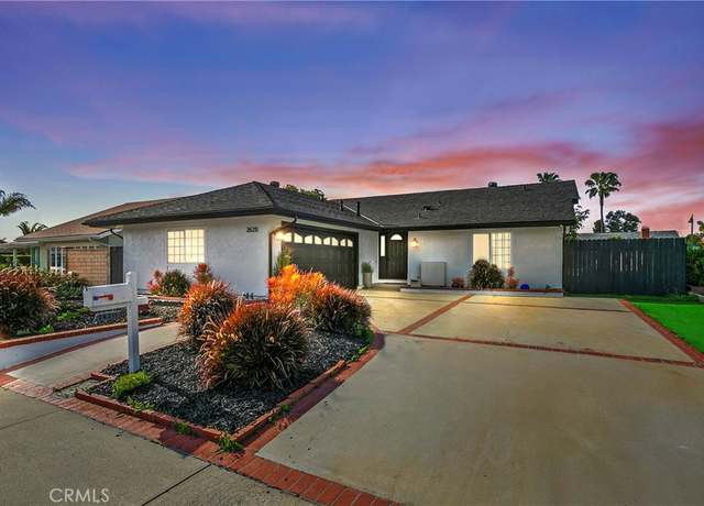 Property at 26211 Avenida Deseo, Mission Viejo, CA 92691, 5 beds, 2.5 baths
