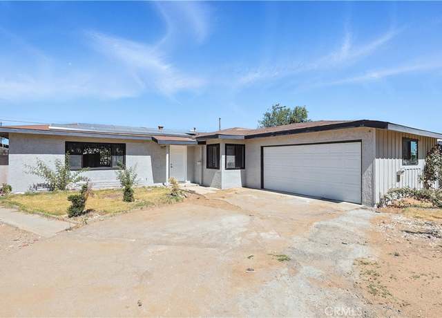Property at 43915 2nd St E, Lancaster, CA 93535, 3 beds, 2 baths