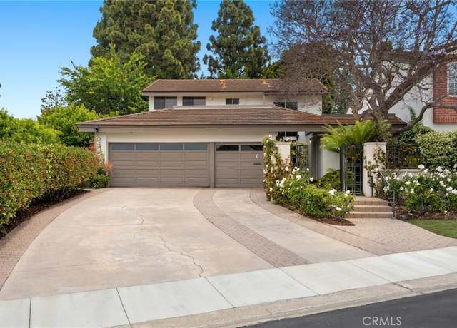 Property at 6 Rue Marseilles, Newport Beach, CA 92660, 3 beds, 2.5 baths