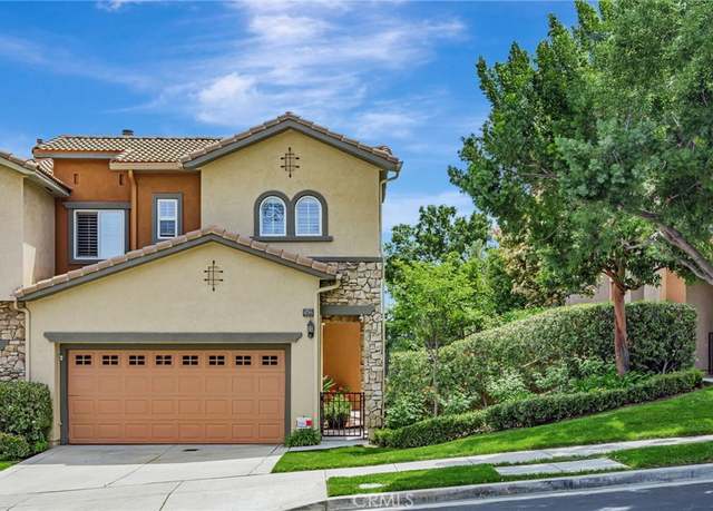 Property at 25632 Via Ventana, Valencia, CA 91381, 3 beds, 2.5 baths