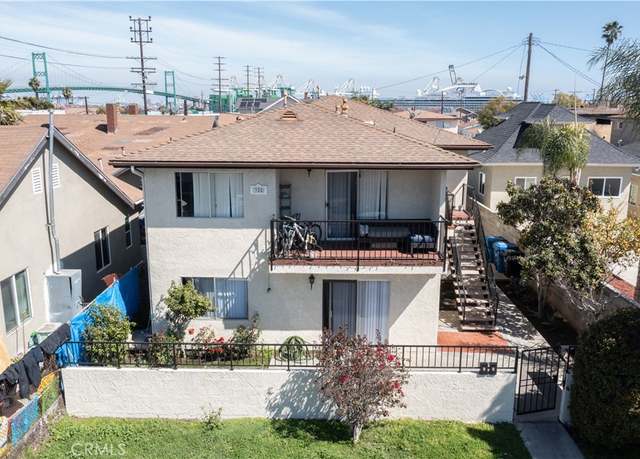 Property at 328 N Centre St, San Pedro, CA 90731, 6 beds, 5 baths