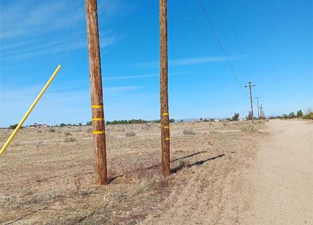 Property at 0 Avenal St, Phelan, CA 92371