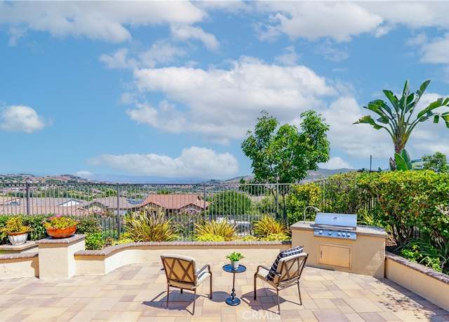 Property at 16 Palomino, Rancho Mission Viejo, CA 92694, 2 beds, 2.5 baths