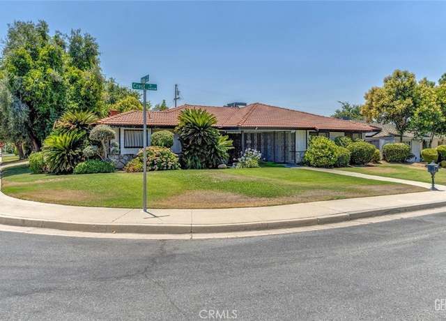 Property at 3419 Crest Dr, Bakersfield, CA 93306, 3 beds, 3 baths