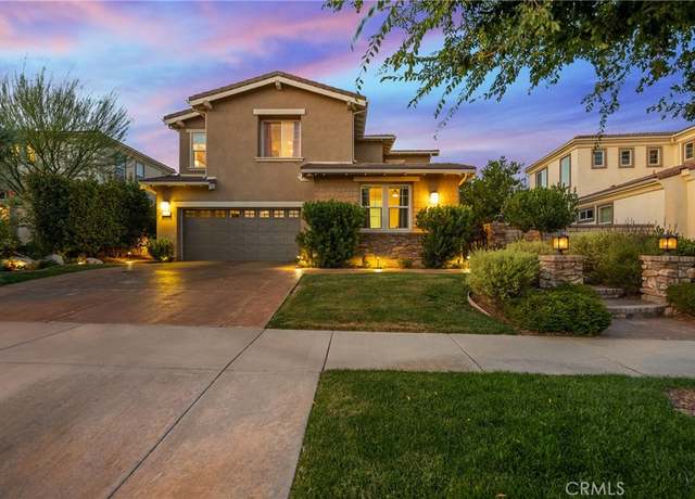 Property at 28652 Iron Village Dr, Valencia, CA 91354, 4 beds, 4.5 baths