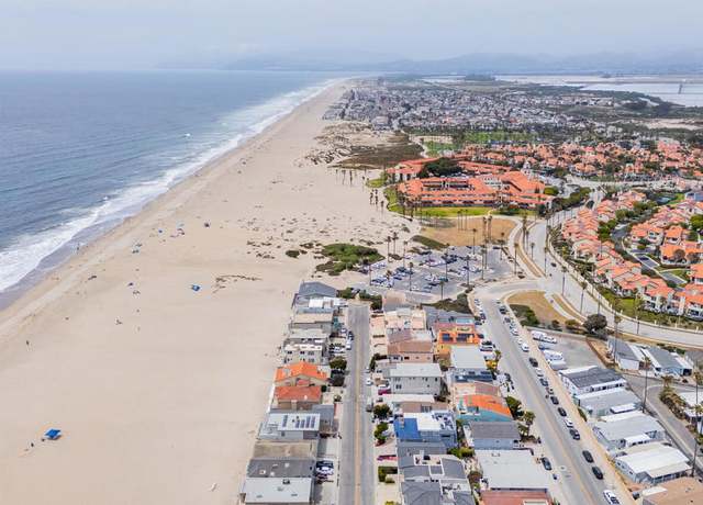 Property at 4165 Ocean Dr, Oxnard, CA 93035, 3 beds, 3 baths