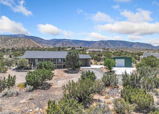 Property at 375 Canyon Rd, Pinon Hills, CA 92372, 2 beds, 2 baths