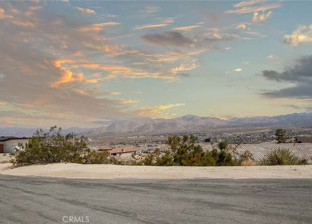 Property at 999 Mandarin Rd, Yucca Valley, CA 92284