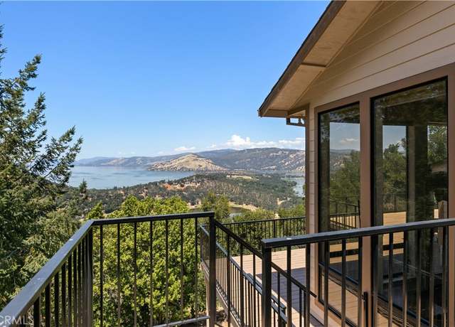 Property at 8202 N Heights Dr, Kelseyville, CA 95451, 2 beds, 2.5 baths
