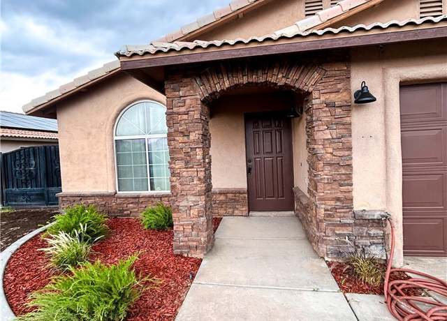 Property at 770 Cypress Ln, Blythe, CA 92225, 3 beds, 2 baths