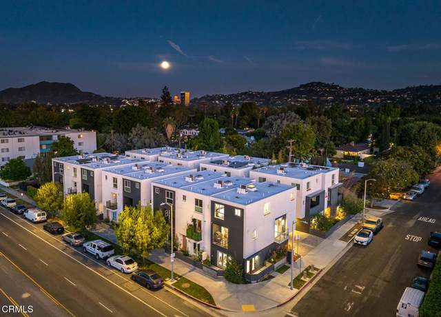 Property at 11594 Riverside Dr, Valley Village, CA 91607, 3 beds, 3.5 baths