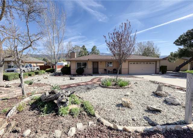 Property at 30011 Niblick Ln, Tehachapi, CA 93561, 3 beds, 2 baths