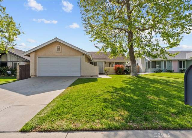 Property at 27563 Cherry Creek Dr, Valencia, CA 91354, 3 beds, 2 baths