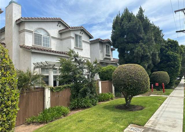 Property at 700 Meyer Ln #4, Redondo Beach, CA 90278, 3 beds, 2.5 baths