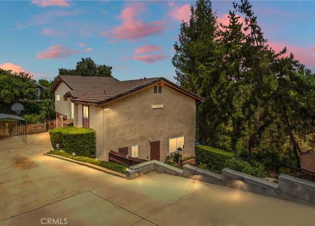 Property at 505 E Sunset Dr N, Redlands, CA 92373, 3 beds, 2.5 baths