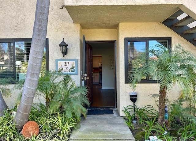 Property at 317 N Melrose Dr Unit E, Vista, CA 92083, 2 beds, 2 baths