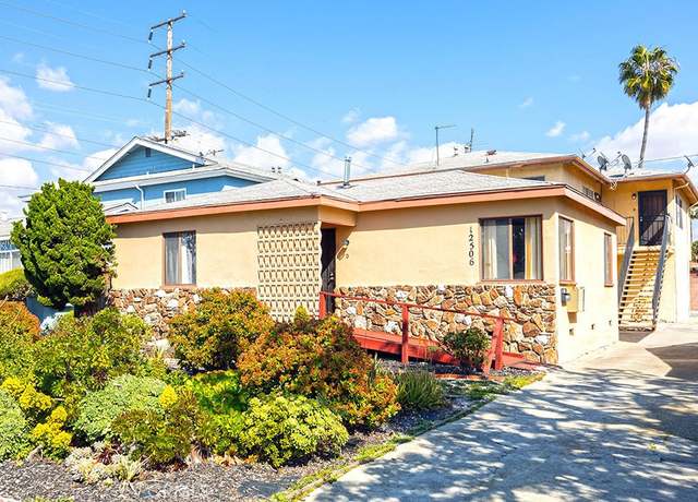 Property at 12506 Kornblum Ave, Hawthorne, CA 90250, 5 beds, 4.5 baths