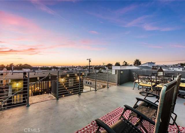 Property at 136 Hill St, Hermosa Beach, CA 90254, 5 beds, 4 baths