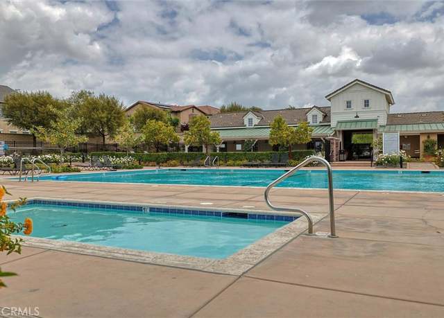 Property at 22620 Dragonfly Ct, Saugus, CA 91350, 4 beds, 2.5 baths