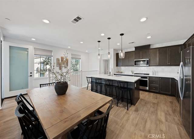Property at 20 Jaripol Cir, Rancho Mission Viejo, CA 92694, 2 beds, 2.5 baths