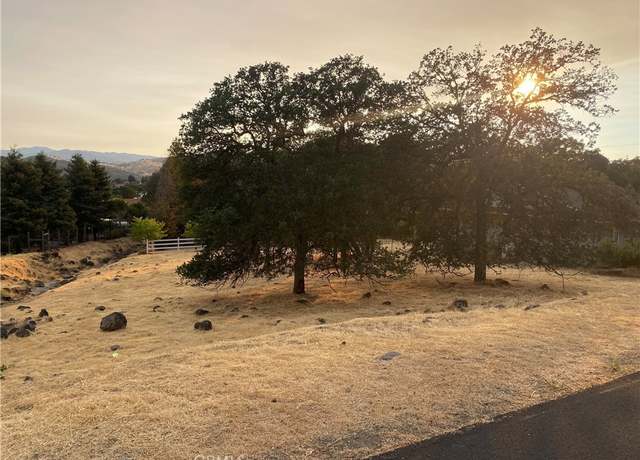 Property at 18765 Oak Grove Rd, Hidden Valley Lake, CA 95467