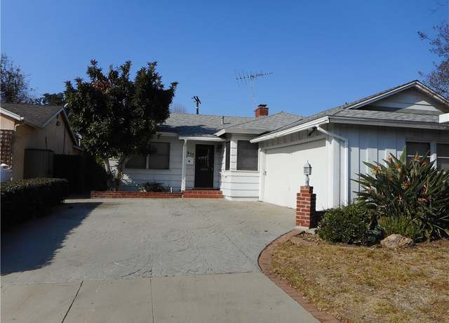 Property at 6917 Mammoth Ave, Van Nuys, CA 91405, 3 beds, 2.5 baths