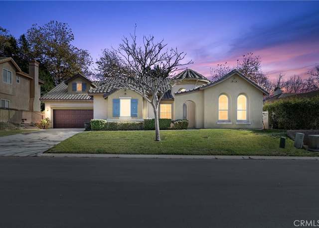 Property at 1031 Inverlochy Dr, Fallbrook, CA 92028, 3 beds, 2.5 baths