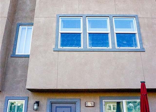 Property at 12728 Watt Ln Unit B, Sylmar, CA 91342, 4 beds, 4 baths