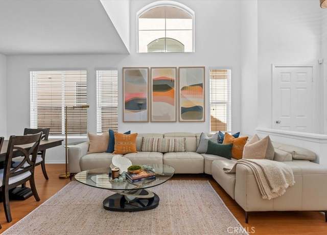 Property at 7827 Orchid Dr, Huntington Beach, CA 92648, 4 beds, 2.5 baths