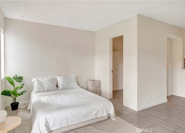 Property at 4060 Huerfano #126, San Diego, CA 92117, 1 bath