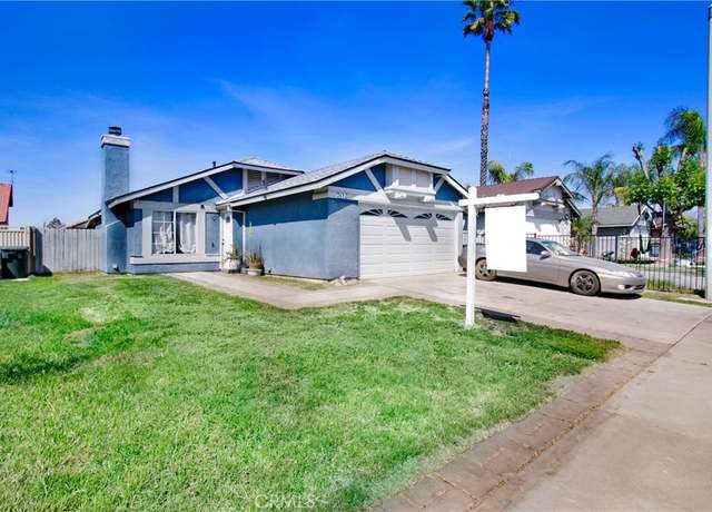 Property at 702 Clearwater Dr, Perris, CA 92571, 3 beds, 2 baths