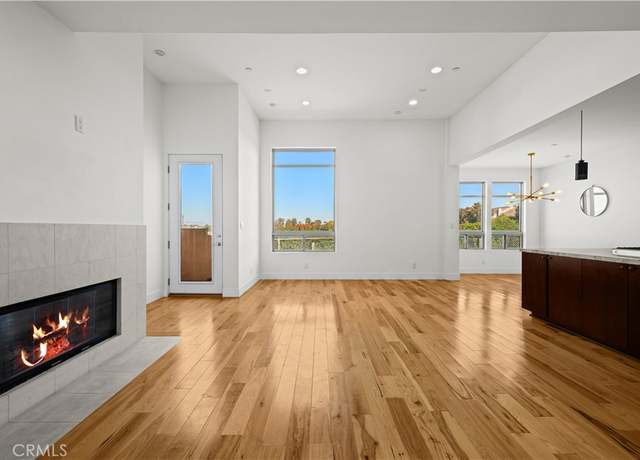 Property at 1225 E Grand Ave Unit G, El Segundo, CA 90245, 2 beds, 2.5 baths