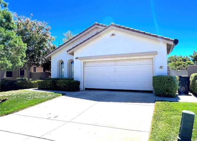 Property at 28239 Long Meadow Dr, Menifee, CA 92584, 2 beds, 2 baths