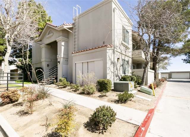 Property at 2807 W Avenue K12 #256, Lancaster, CA 93536, 2 beds, 2 baths