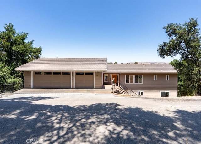 Property at 8412 Alta Vista Ave, Atascadero, CA 93422, 3 beds, 3.5 baths