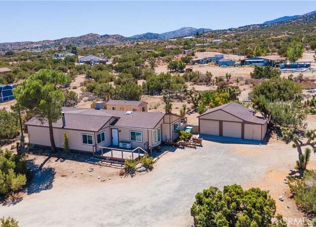 Property at 2033 Hollister Rd, Pinon Hills, CA 92372, 3 beds, 2 baths