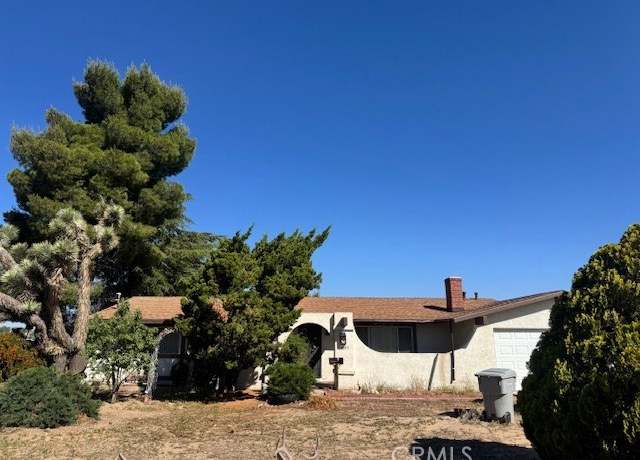 Property at 17090 Danbury Ave, Hesperia, CA 92345, 3 beds, 2 baths