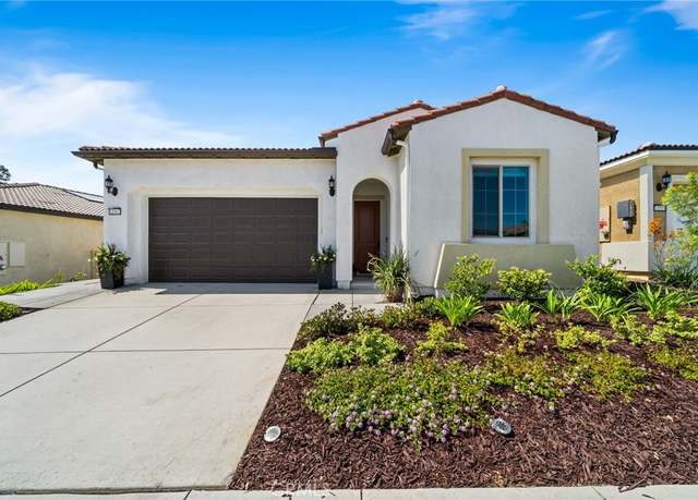 Property at 11967 Greenpeak St, Corona, CA 92883, 2 beds, 2 baths