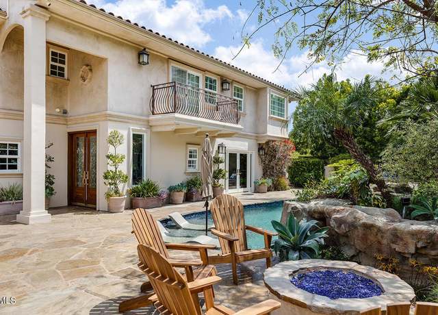 Property at 15450 Briarwood Dr, Sherman Oaks, CA 91403, 4 beds, 4.5 baths