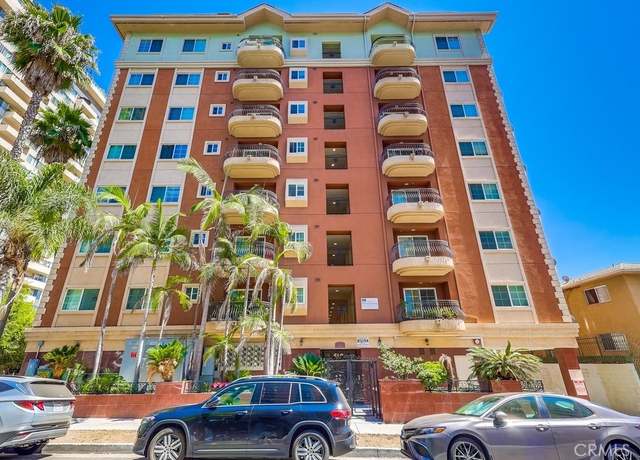 Property at 700 S Ardmore Ave #204, Los Angeles, CA 90005, 2 beds, 2 baths